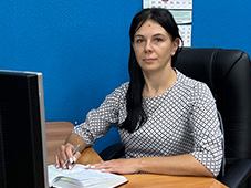 менеджер Анна